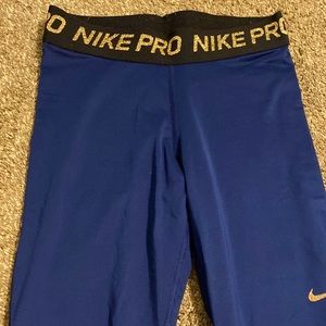 -shimmer Nike pro leggings